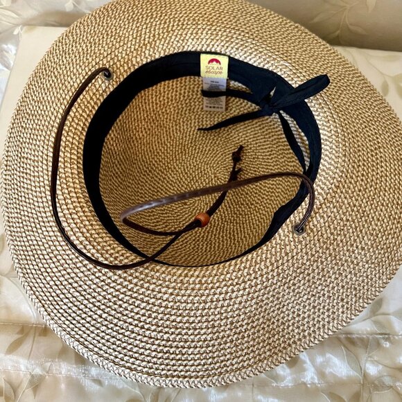 Elegant Women's Tweed Sun Hat With Satin Flowers And Pearls Special Event (NEW) - Picture 7 of 12